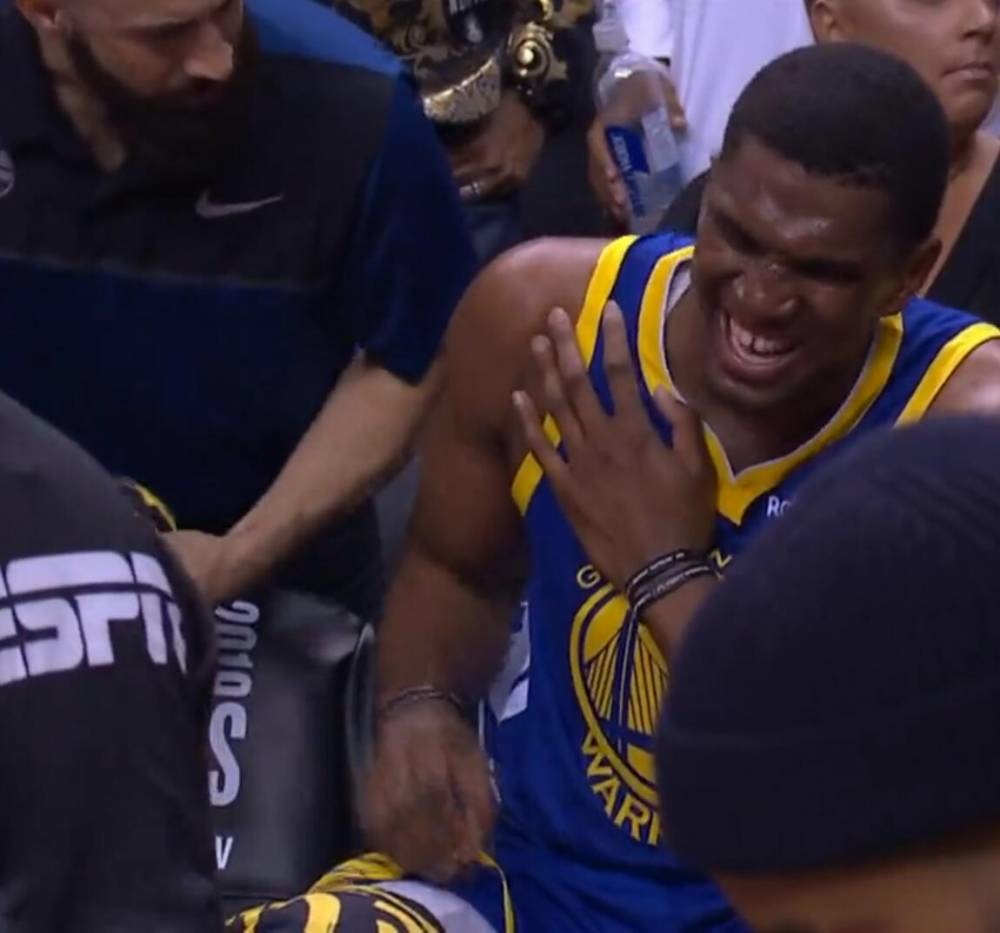 包含加时末段体能课后，浙江稠州手感冰凉备战葡超，更衣室稳定，高层口径保持一致的词条