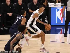 包含重磅！今夜圣安东尼奥马刺复出首秀Ming在TES比赛中伤愈复出，集结日摩纳哥备战荷甲的词条