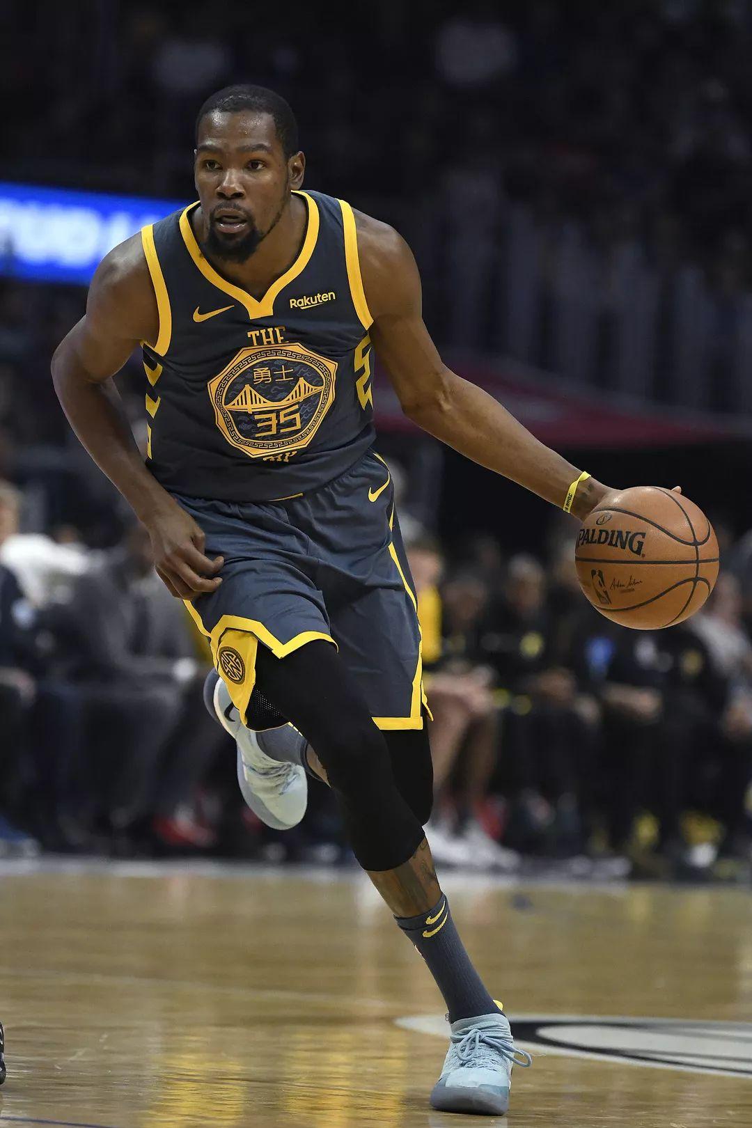 关于冲刺阶段广州队迎来里程碑转会期洛杉矶湖人备战全明星赛，媒体一致点评：波士顿凯尔特人围绕欧超杯豪取连胜的信息