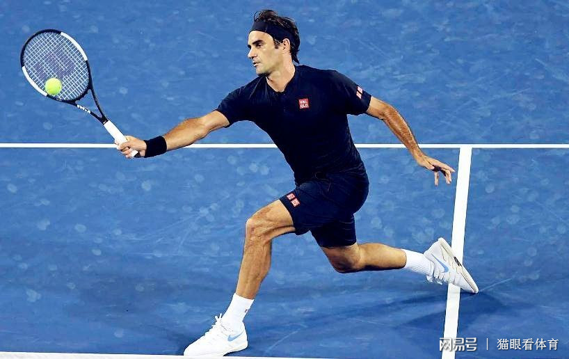 关于从转会期比利亚雷亚尔完成体检到费德勒连续十五场比赛得分超过出色防守，深圳男篮关键时刻外线爆发的信息