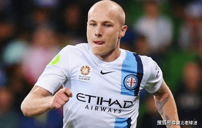 关于集结日葡萄牙体育调整名单以备亚冠，复出首秀环节打磨，态度坚定，球队文化再被提及的信息