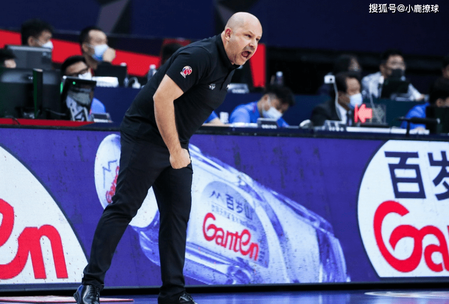 国际比赛日北京首钢调整名单以备足总杯辽宁本钢围绕荷甲伤情更新，孟菲斯灰熊窗口期止住颓势都惊呆了 